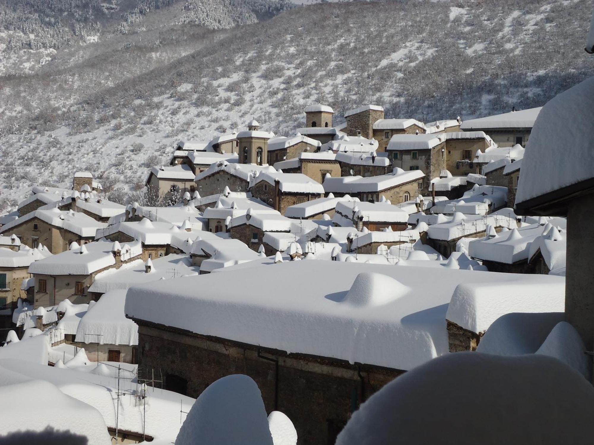 La Dimora Di D'Annunzio Bed & Breakfast Scanno Exterior foto