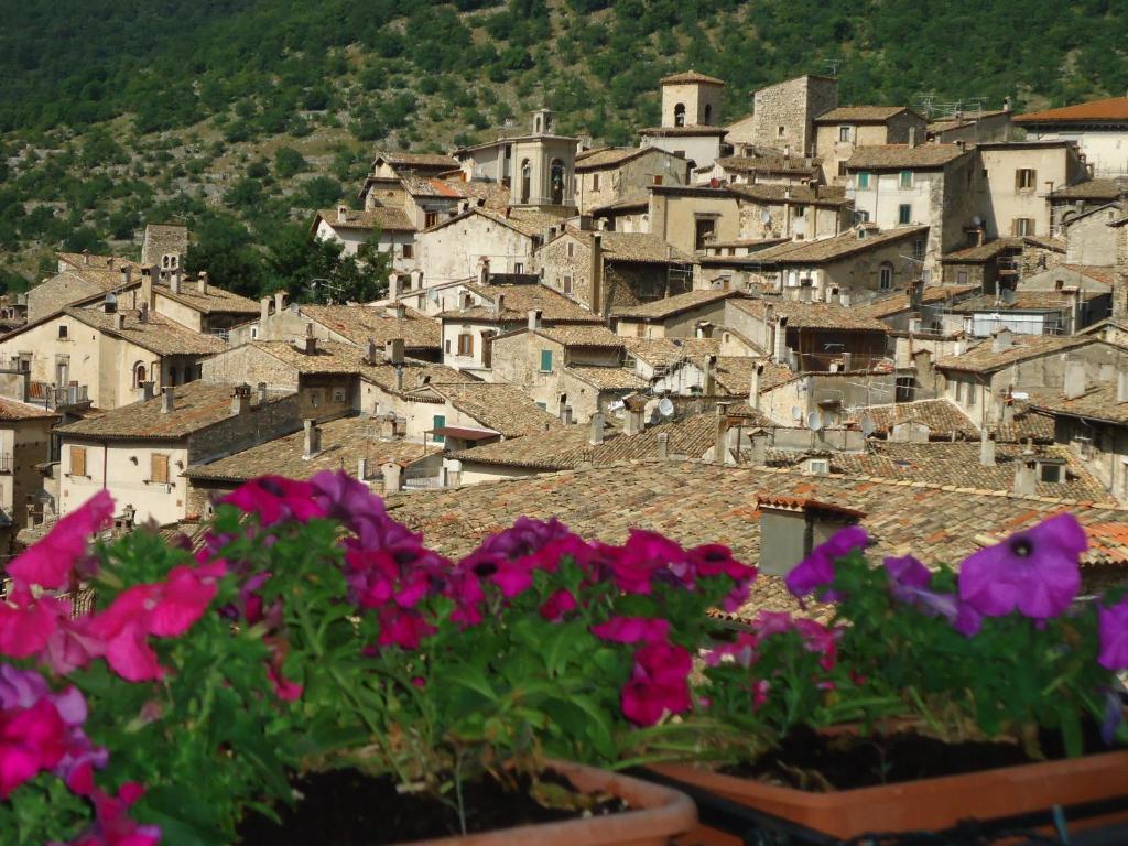 La Dimora Di D'Annunzio Bed & Breakfast Scanno Exterior foto