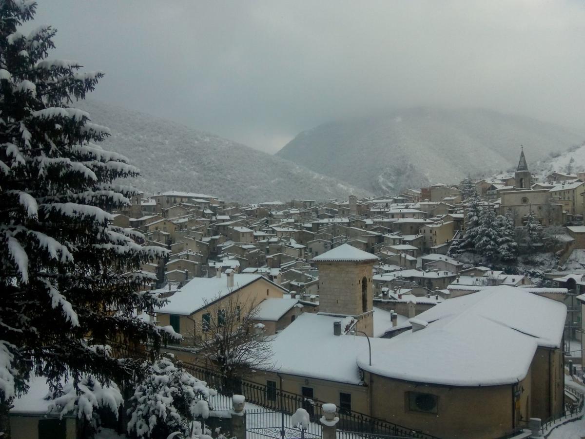 La Dimora Di D'Annunzio Bed & Breakfast Scanno Exterior foto